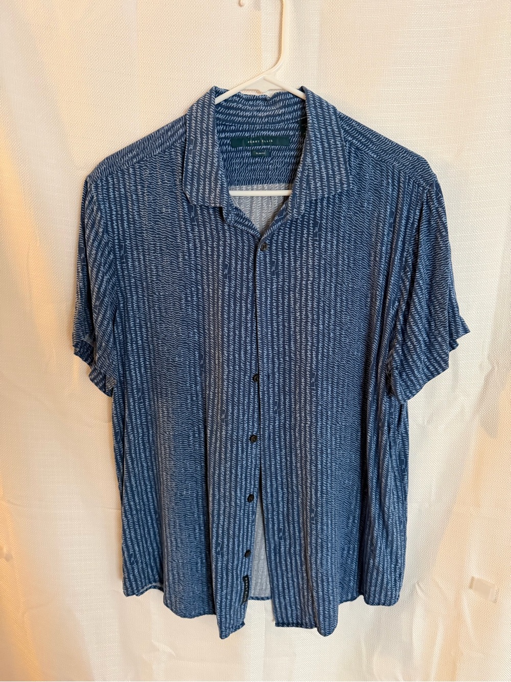 Perry Ellis Blue & White Short-Sleeve Striped Button-Down Shirt